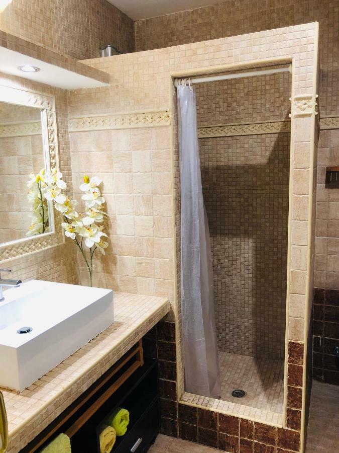 Puerto Banus Apartamento Flores Marbella Exteriör bild
